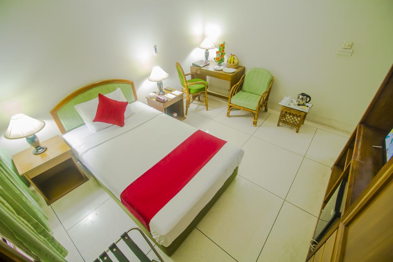Asia Pacific Hotel Ντάκα Εξωτερικό φωτογραφία