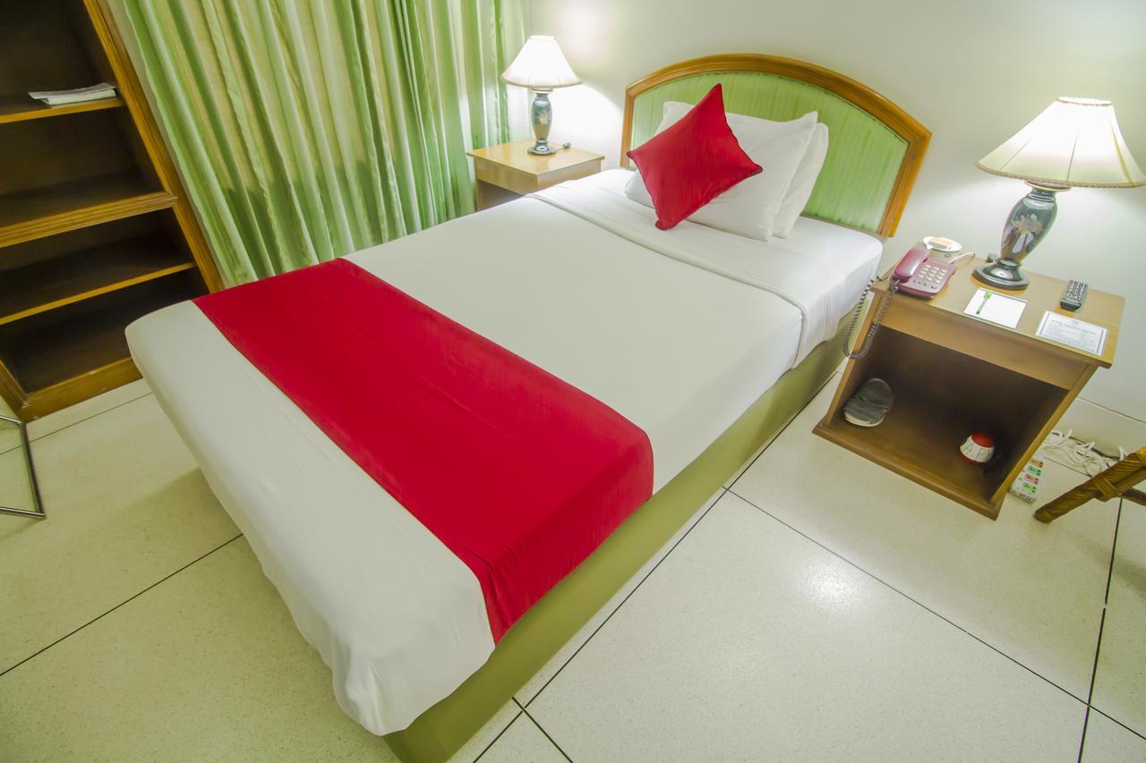 Asia Pacific Hotel Ντάκα Εξωτερικό φωτογραφία